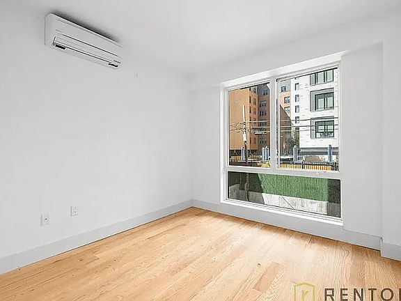 5th image of 319 Lenox Rd #3G
