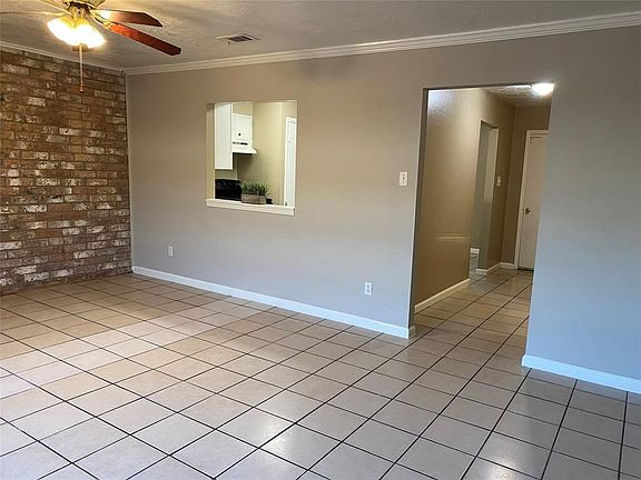 5th image of 6835 Chasewood Dr #6835
