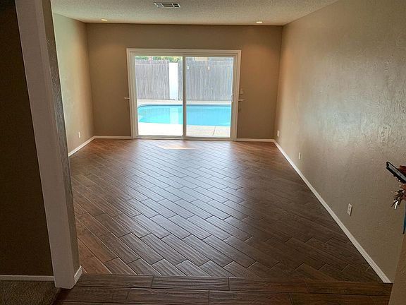 4th image of 3419 W Coppola Ave