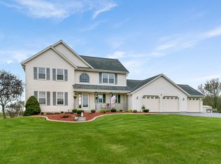 5225 W 8 Mile Rd, Caledonia, WI 53108