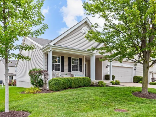 272 Greenshire Ln, Dardenne Prairie, MO 63368