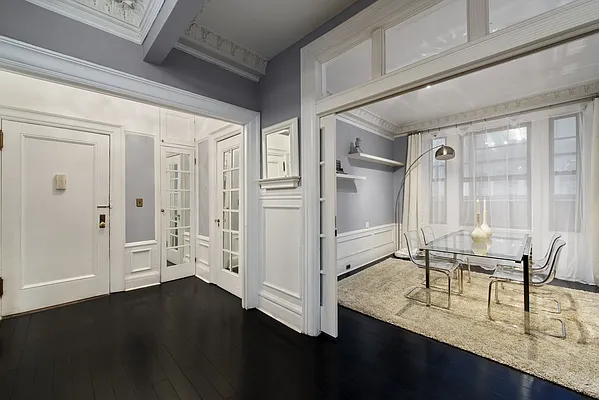 Sold by Nest Seekers International | media 4