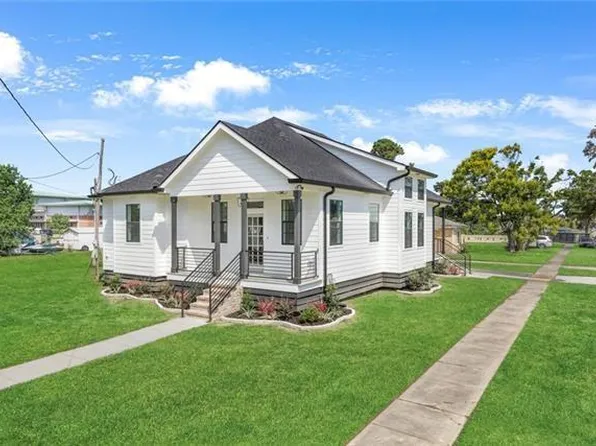 59 E Chalmette Cir, Chalmette, LA 70043