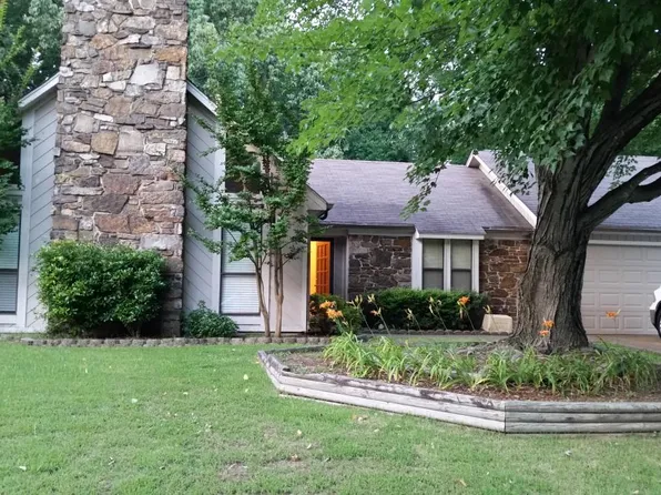 512 Bedlington Dr, Cordova, TN 38018