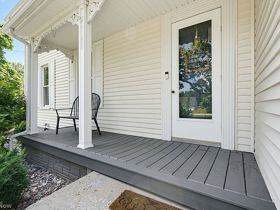 4th image of 23055 Snell Rd