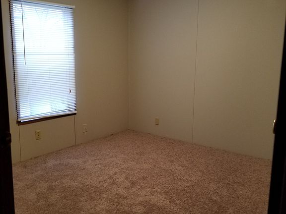 4th image of 1018 Marie Ln