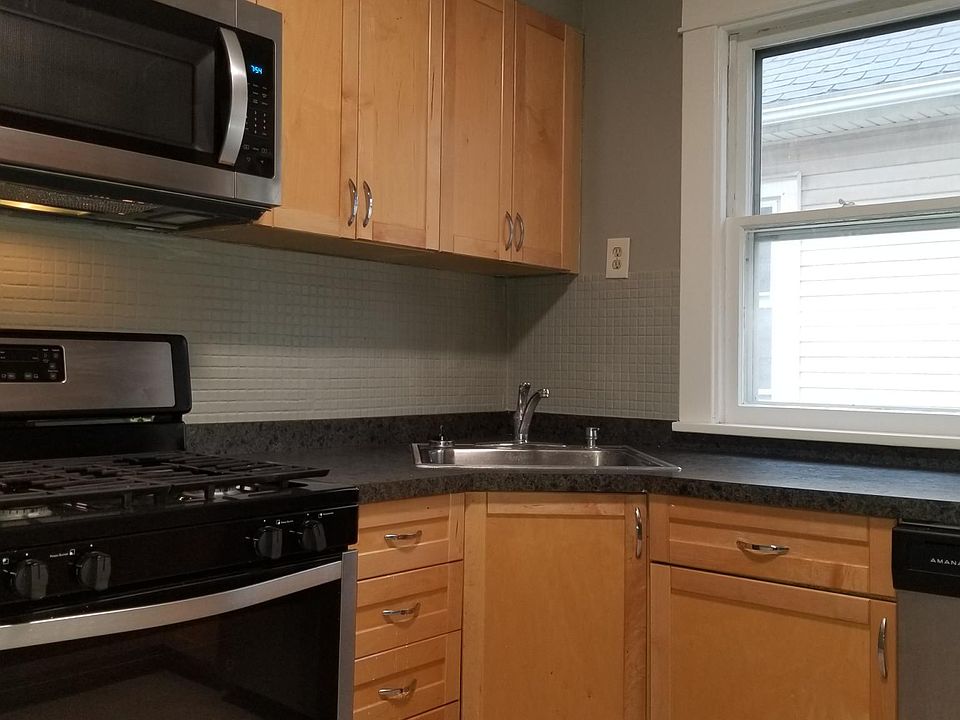 1st image of 23 Wilbury Pl