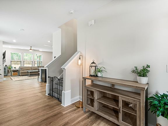 5th image of 4021 Reunion Creek Pkwy