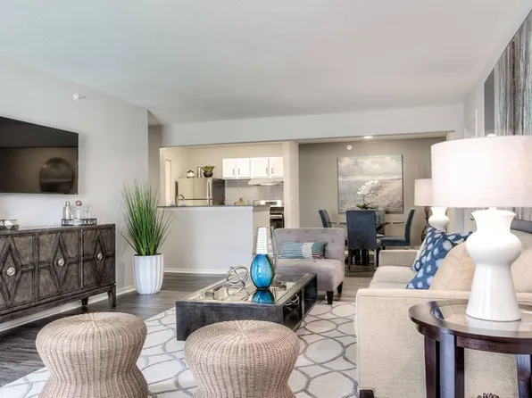 The Villas at Main Street