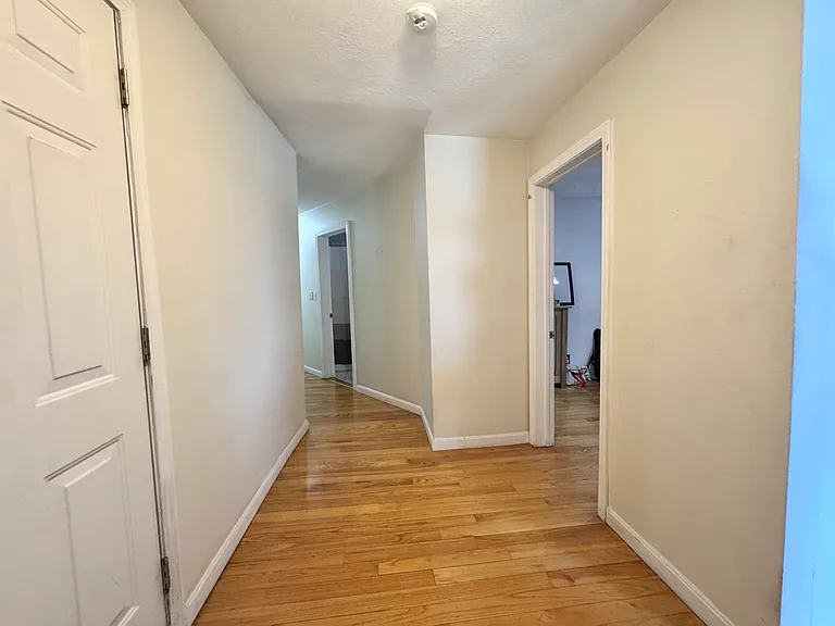 154 Harvard St #7A — Photo 4