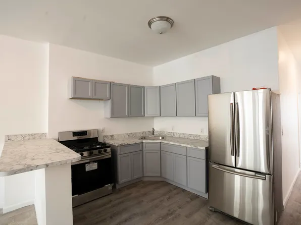 198 Sterling Street image 2 of 10