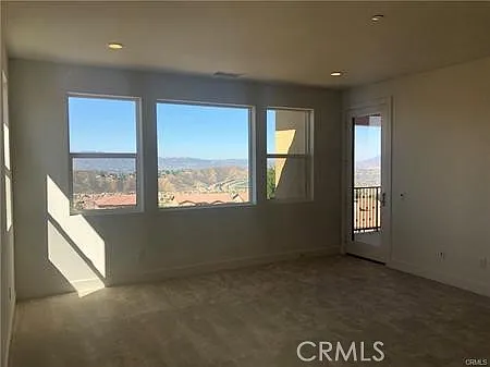 19042 Martino Ct — Photo 15