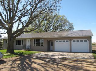 24080 Sand Lake Rd NW, Evansville, MN 56326