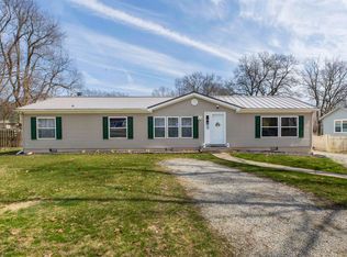 55196 Holmes St, South Bend, IN 46628