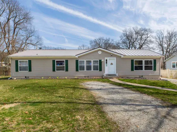 55196 Holmes St, South Bend, IN 46628