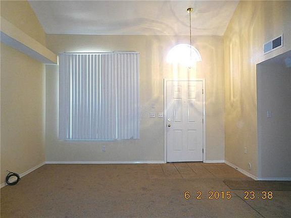 2nd image of 3008 Tierra Salada Dr