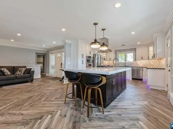 486 Jackson Ave, Washington Township, NJ 07676