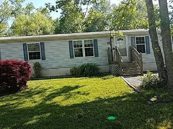 21 Vella La Vella Ln, Egg Harbor Township, NJ 08234