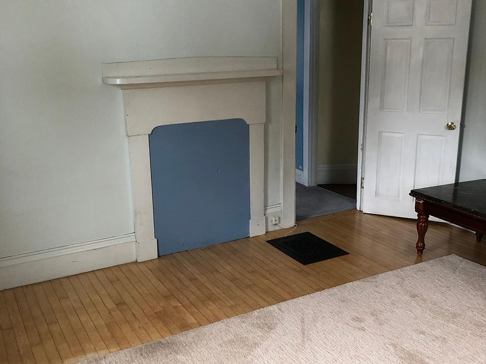 2nd image of 132 Elm St #1