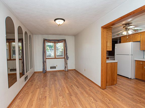 4th image of 622 Bethel Dr