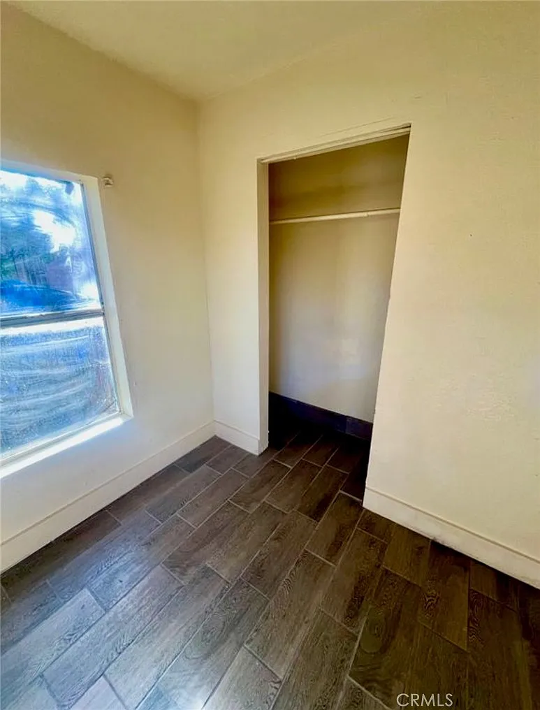 3 bed, 2144 sqft, $2,900 — Photo 2