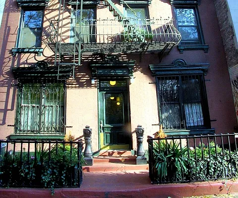 Rented by DSA Realty | media 34