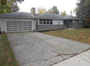 313 Sturgeon St, Saint Marys, OH 45885