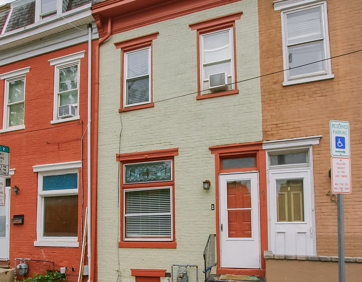 3 bed, 1557 sqft, $1,650 — Photo 1