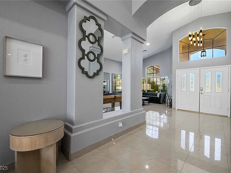 1400 Castle Crest Dr — Photo 13