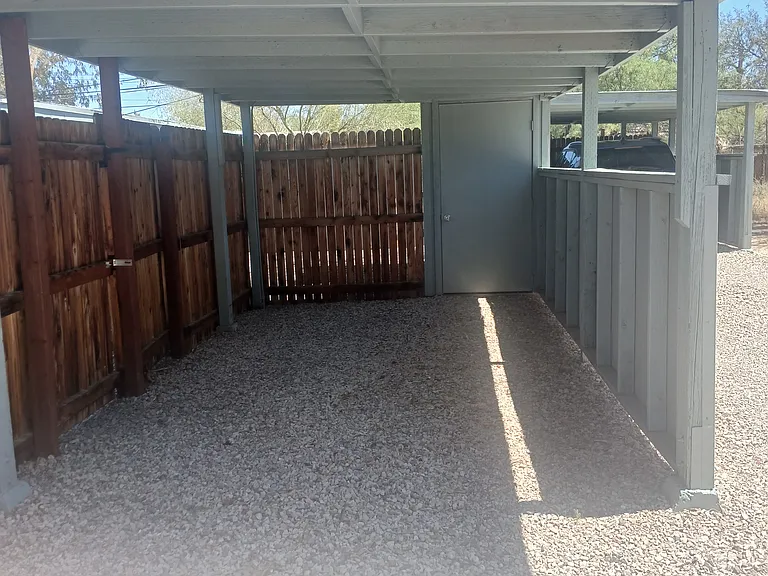 4504 E Linden St — Photo 11