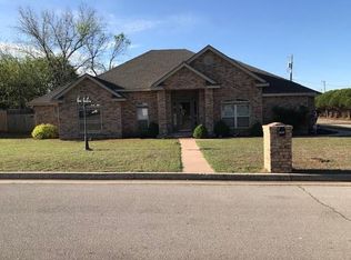 946 Blue Bird Ter, Purcell, OK 73080