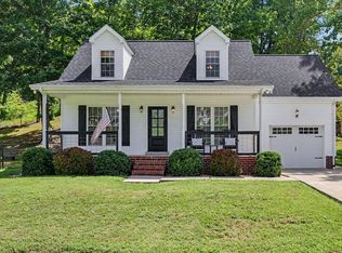 1003 Creek Bottom Rd, White Bluff, TN 37187