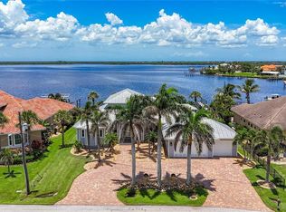 119 Creek Dr, Pt Charlotte, FL 33952