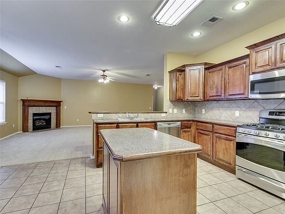 2nd image of 10213 Queensbury Dr