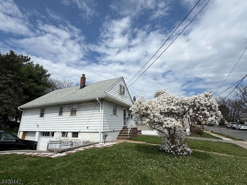 1st image of 2 Sunnyside Pl