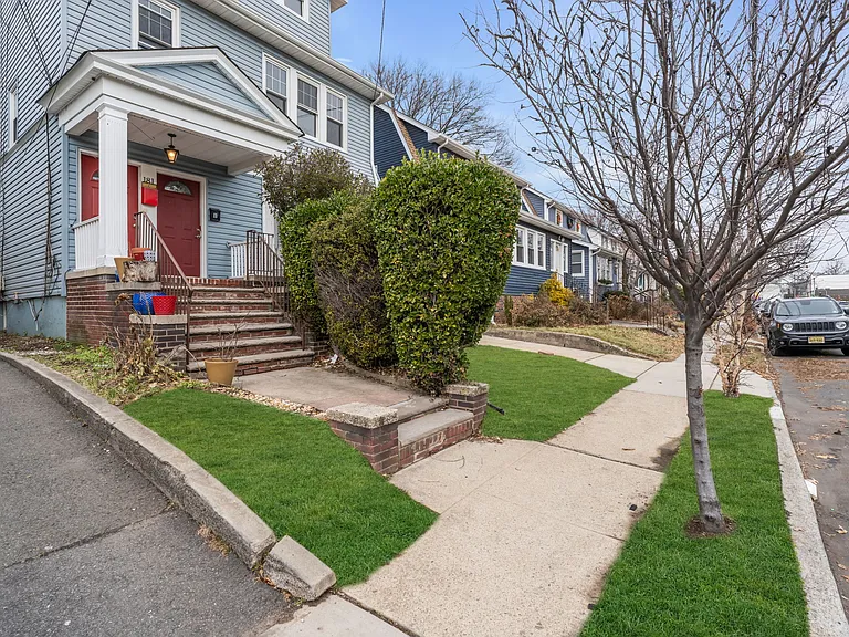 181 Jacoby St #2 — Photo 2