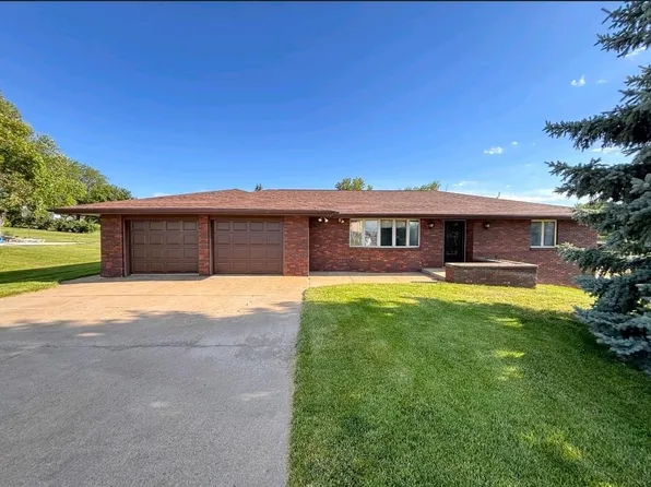 219 E 2nd St, Lindsay, NE 68644
