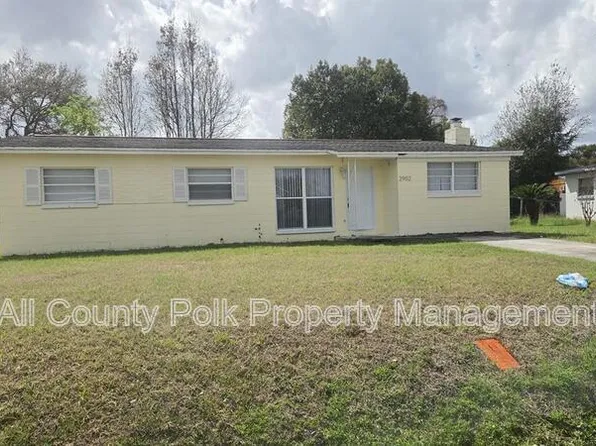 2902 Sprague Dr, Orlando, FL 32826