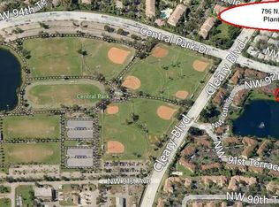 796 NW 92nd Ave, Plantation, FL 33324