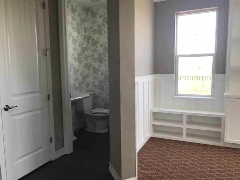 First floor bathroom & office