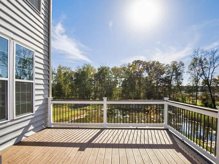 22889 Lacey Oak Ter — Photo 10