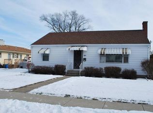 621 N 3rd St, Rochelle, IL 61068