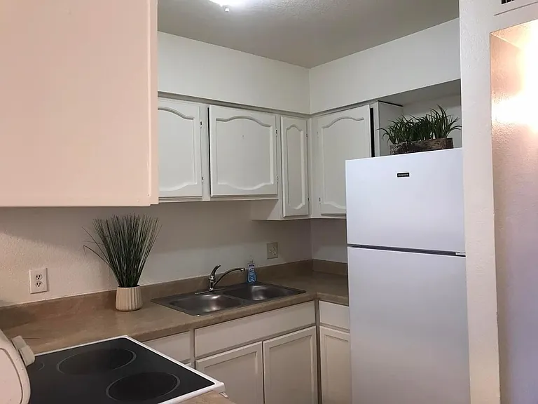1635 S Winchester Rd #2 — Photo 6
