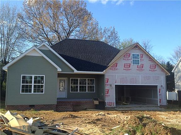 2nd image of 108 Woodridge Dr Lot 33