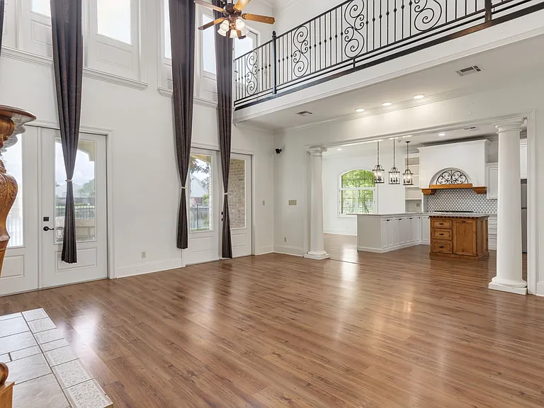 105 Woodbine Dr — Photo 13
