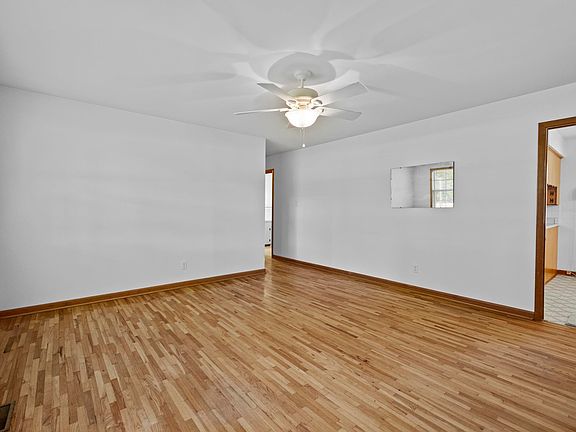 5th image of 7120 W Republican Rd