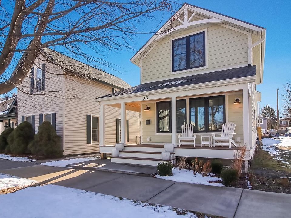 513 2nd St, Traverse City, MI 49684 MLS 1908329 Zillow