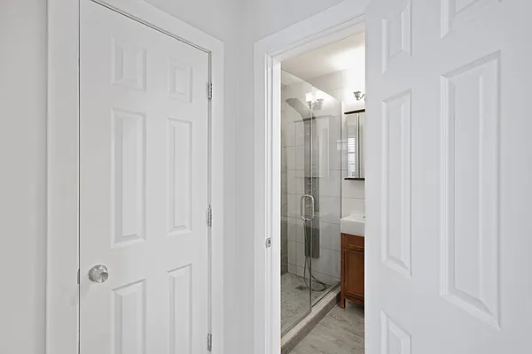 Rented by Oxford Property Group | media 12