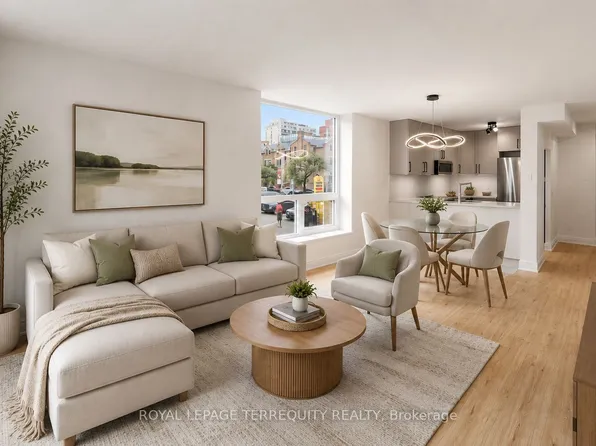 92 King St E #220, Toronto, ON M5C 2V8