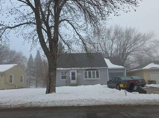 1814 Riviera Dr, Albert Lea, MN 56007